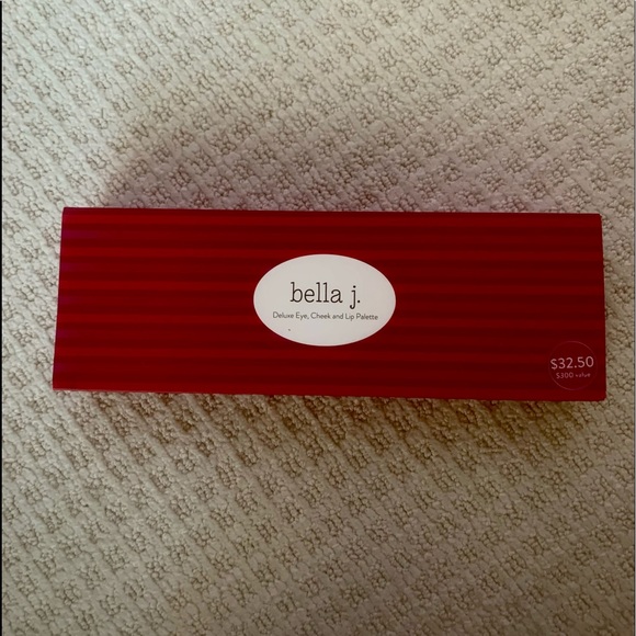 Make-Up Box - Picture 4 of 6